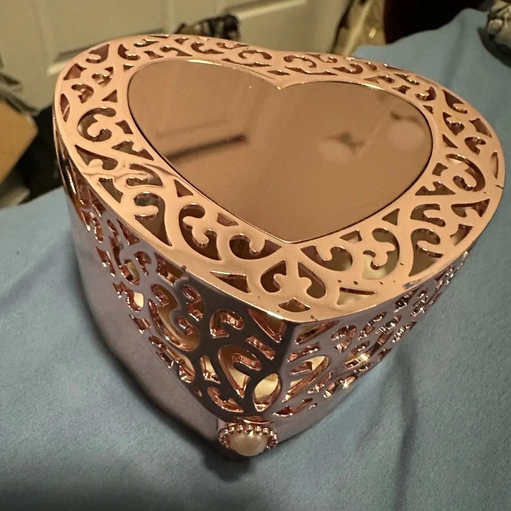 Things Remember Heart-Shaped Rose Gold Jewelry Box